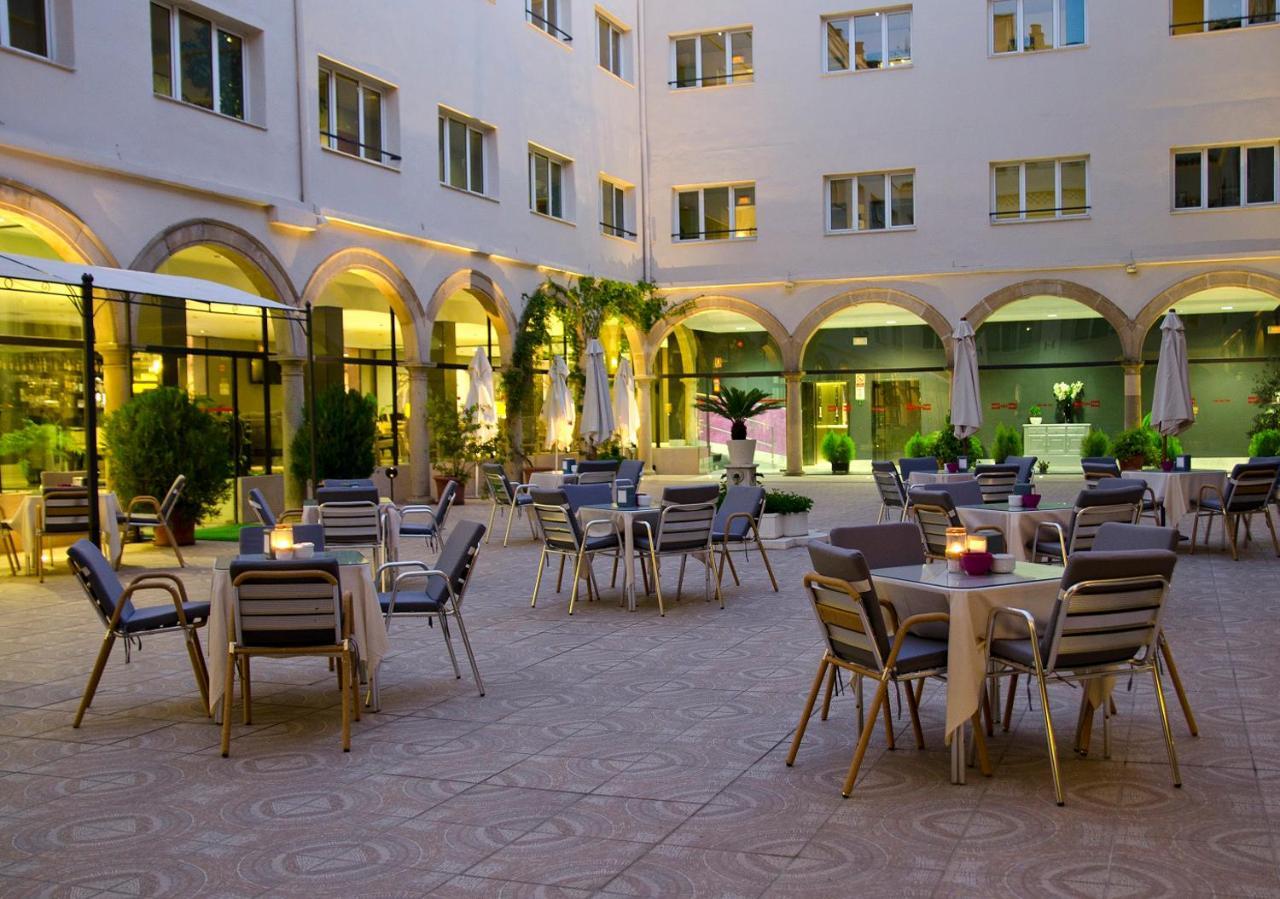 Trh Ciudad De Baeza Hotel Exterior foto