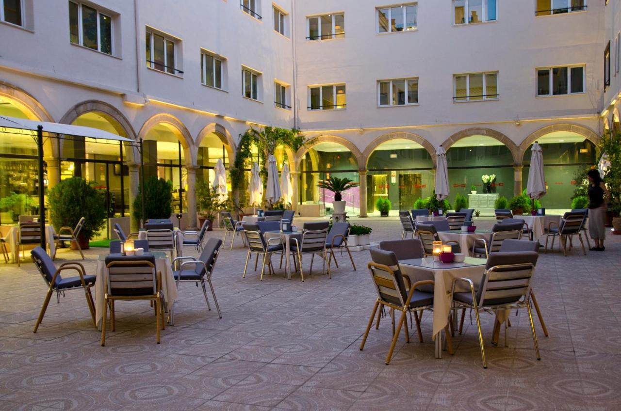 Trh Ciudad De Baeza Hotel Exterior foto